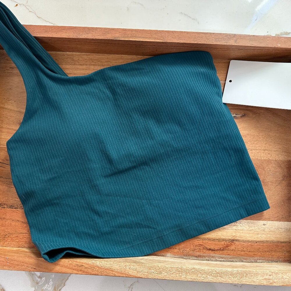 NWT Ribbed Nulu Asymmetrical Yoga Tank Top